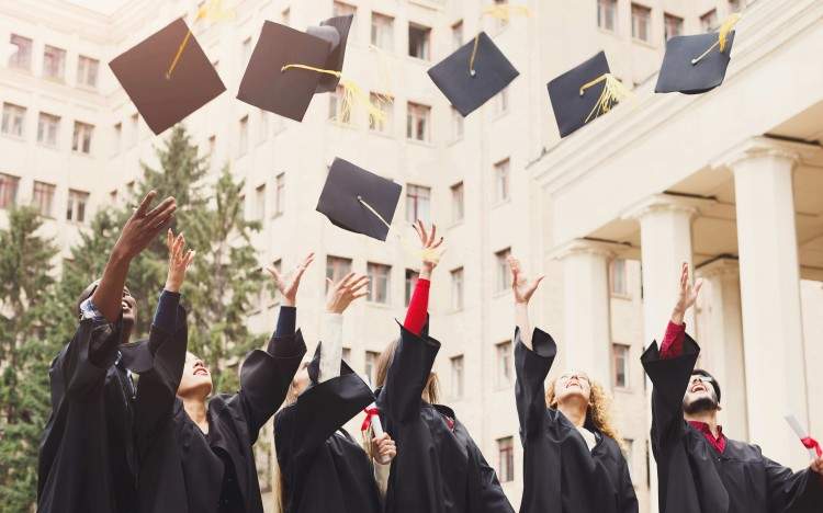 Scholarships for International Students in Canada Scholarships for International Students in Canada